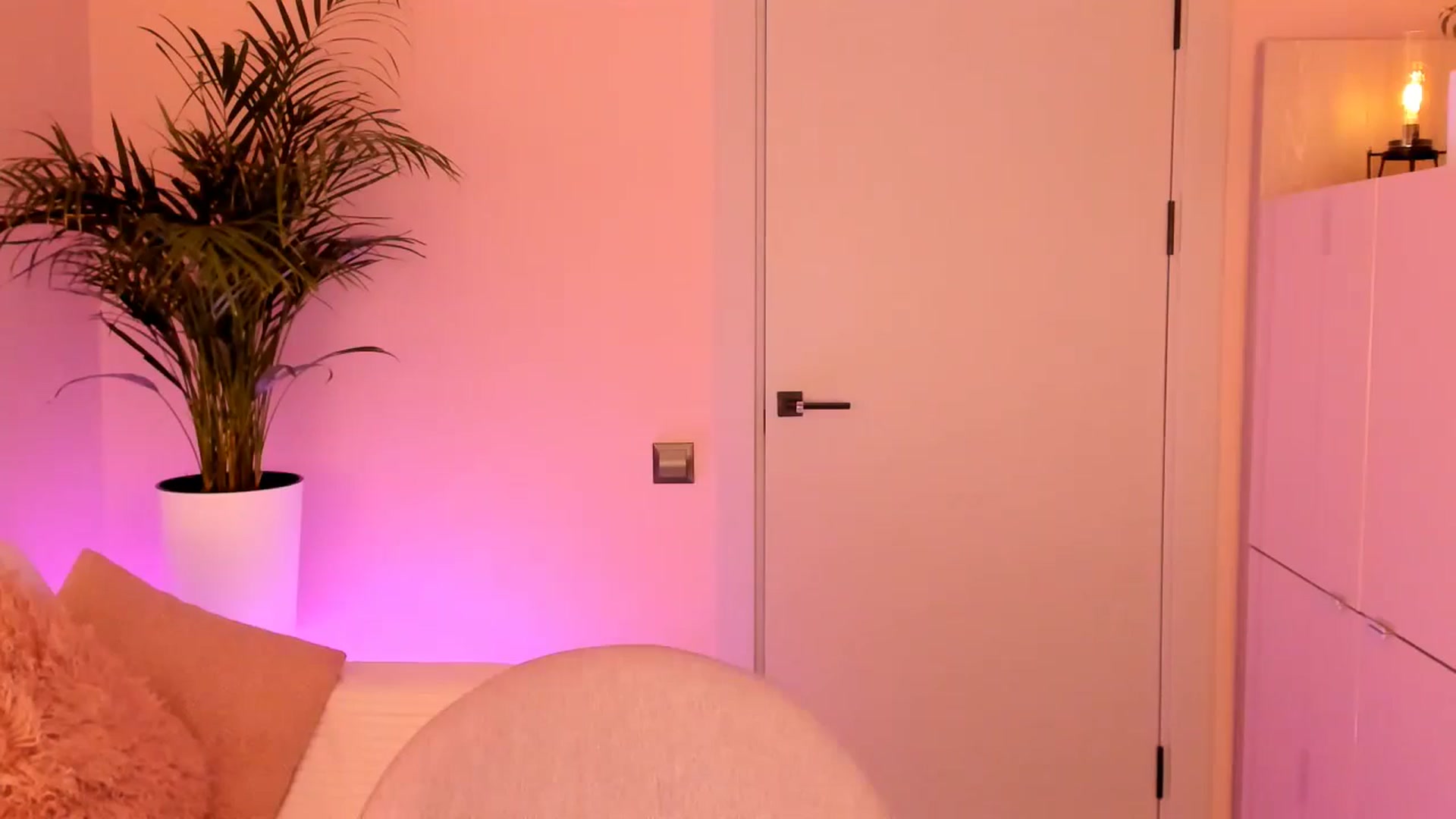 Gallery image thumbnail from A__N_A_'s myfreecams stream on, 10/02/2024, 11:13 image 5 of 20