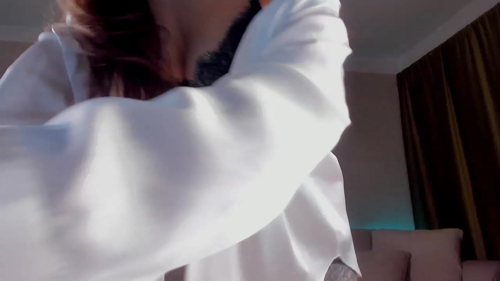 Gallery image thumbnail from A__N__A's myfreecams stream on, 11/14/2022, 16:31 image 7 of 20