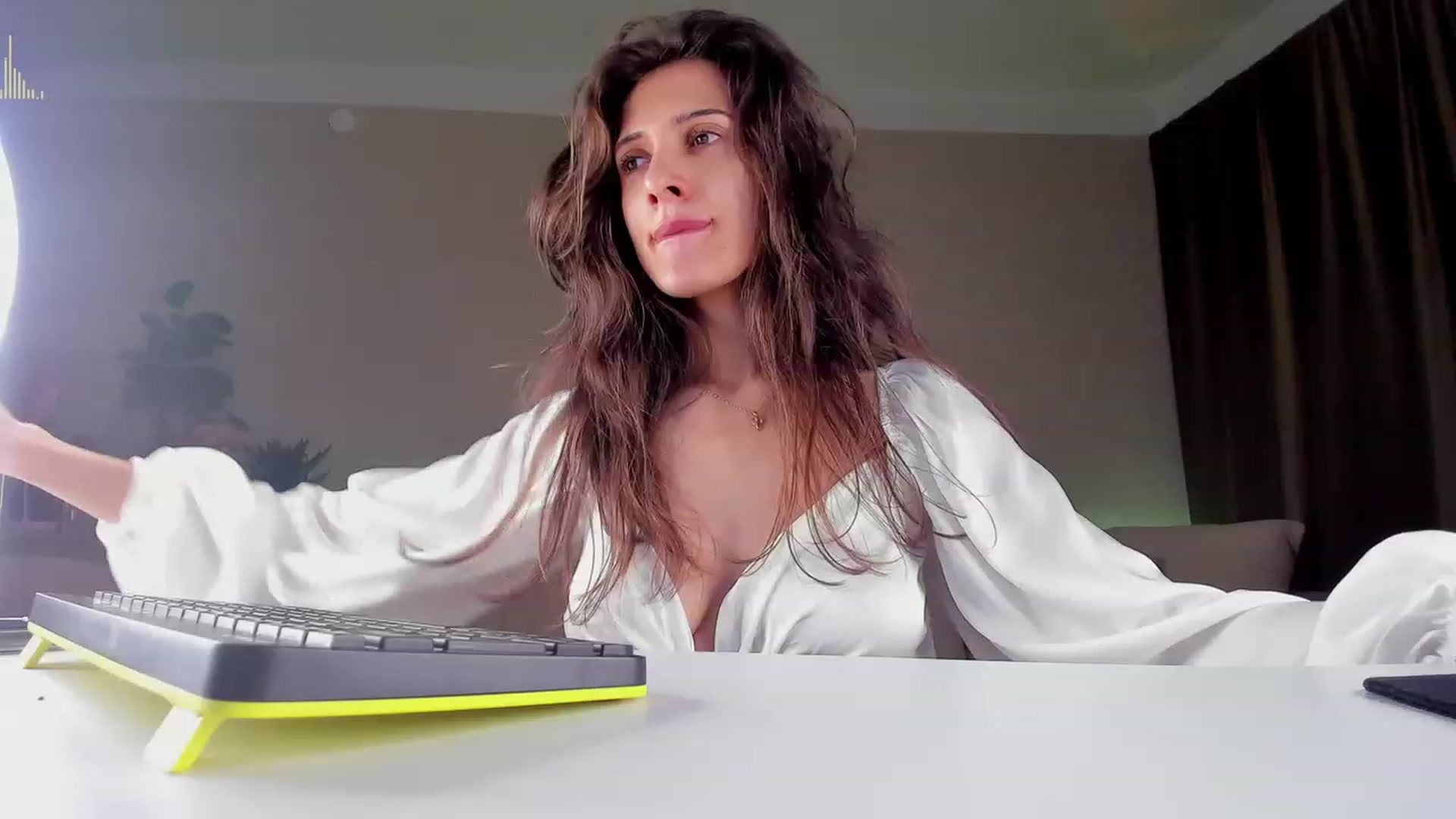 Gallery image thumbnail from A__N__A's myfreecams stream on, 12/09/2022, 19:33 image 19 of 20
