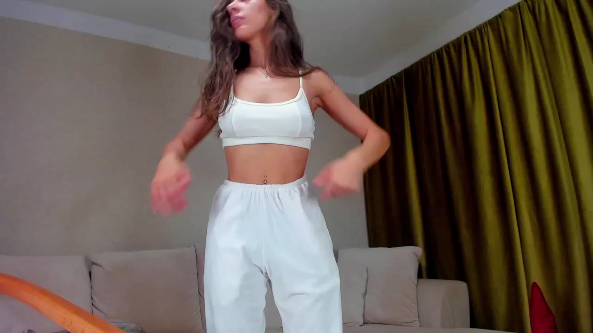 Gallery image thumbnail from A__N__A's myfreecams stream on, 12/13/2022, 01:49 image 2 of 20