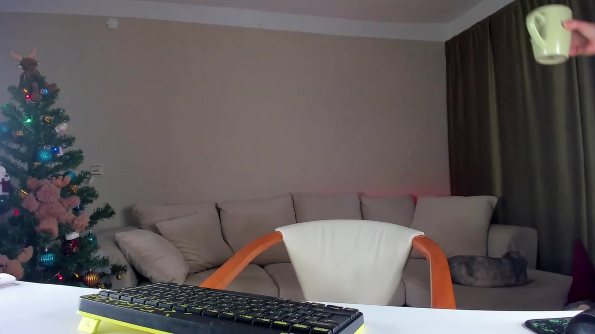 Gallery image thumbnail from A__N__A's myfreecams stream on, 12/15/2022, 02:30 image 7 of 20