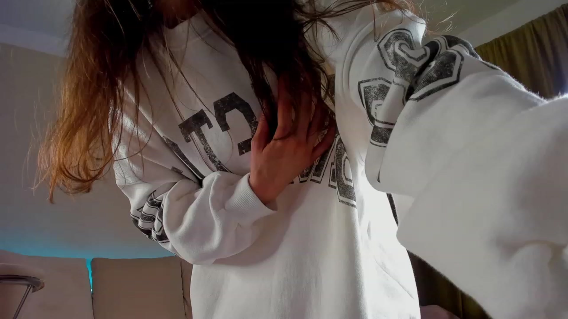 Gallery image thumbnail from A__N__A's myfreecams stream on, 12/28/2022, 04:13 image 7 of 20