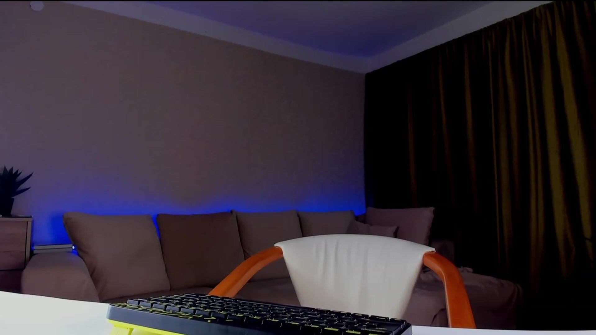 Gallery image thumbnail from A__N__A's myfreecams stream on, 01/01/2023, 01:53 image 11 of 20