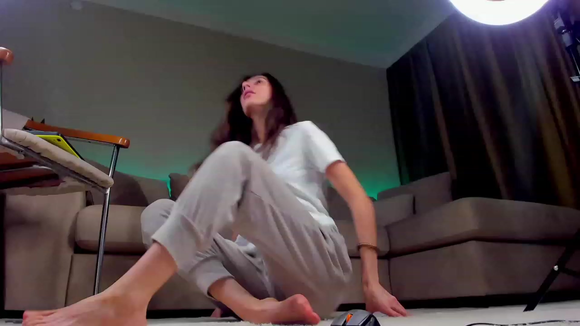 Gallery image thumbnail from A__N__A's myfreecams stream on, 01/21/2023, 24:05 image 16 of 20