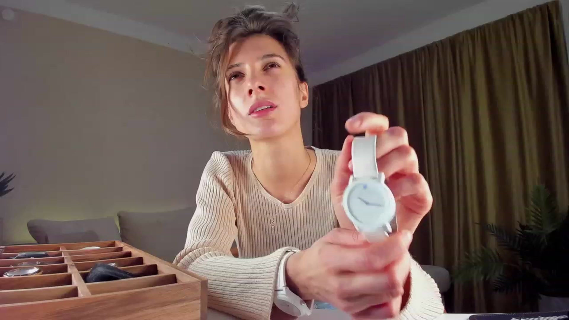 Gallery image thumbnail from A__N__A's myfreecams stream on, 01/30/2023, 18:03 image 5 of 20