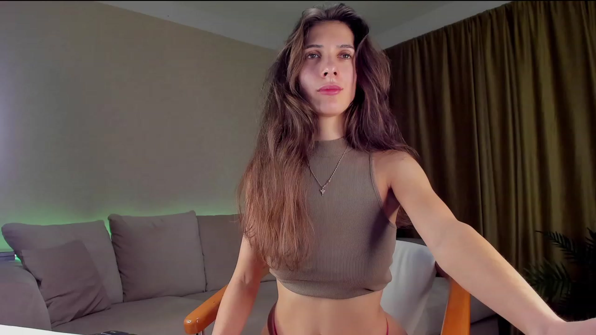 Gallery image thumbnail from A__N__A's myfreecams stream on, 01/31/2023, 16:32 image 17 of 20