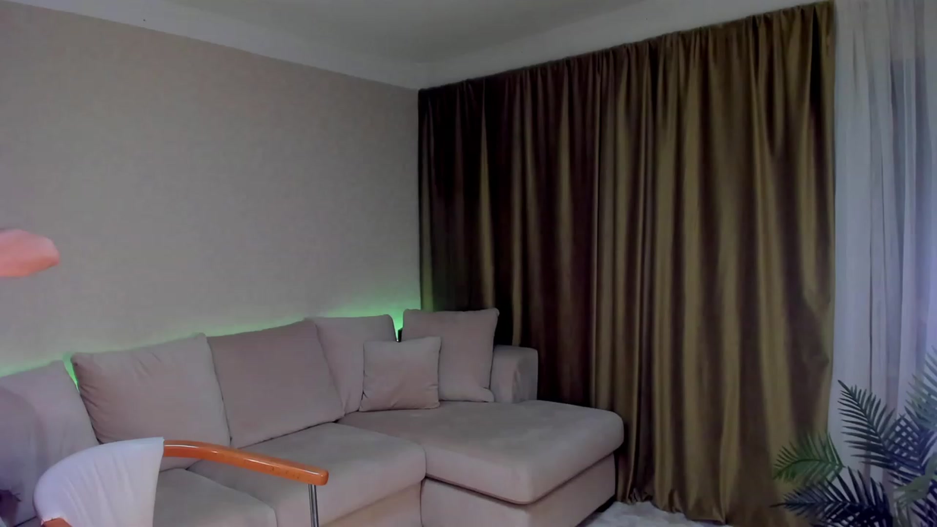 Gallery image thumbnail from A__N__A's myfreecams stream on, 02/05/2023, 15:08 image 6 of 20