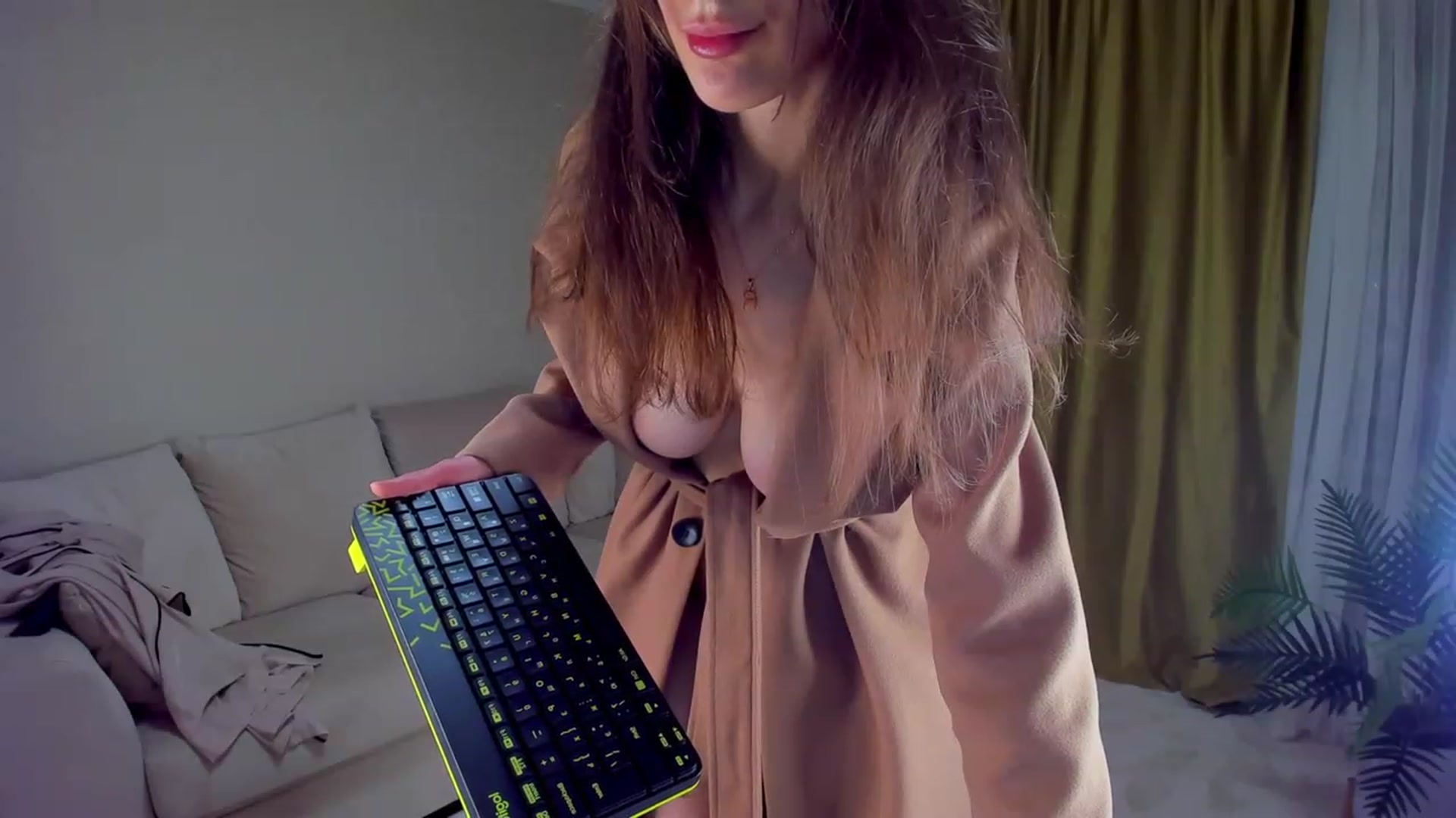 Gallery image thumbnail from A__N__A's myfreecams stream on, 02/15/2023, 15:23 image 9 of 20