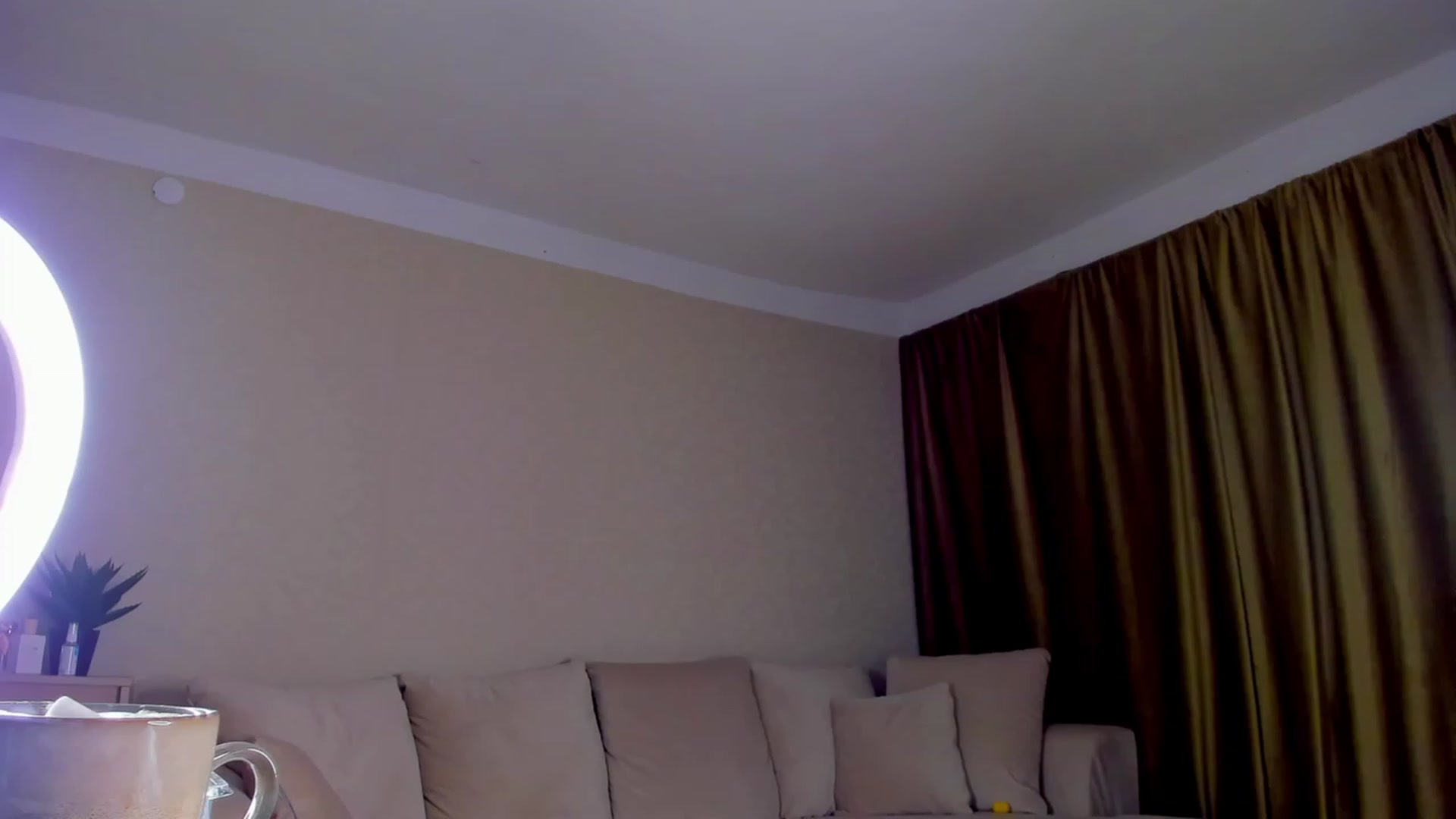 Gallery image thumbnail from A__N__A's myfreecams stream on, 02/15/2023, 16:29 image 4 of 20