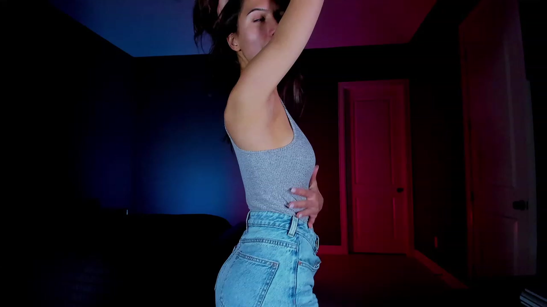 Gallery image thumbnail from A__N__A's myfreecams stream on, 05/01/2023, 20:07 image 3 of 20