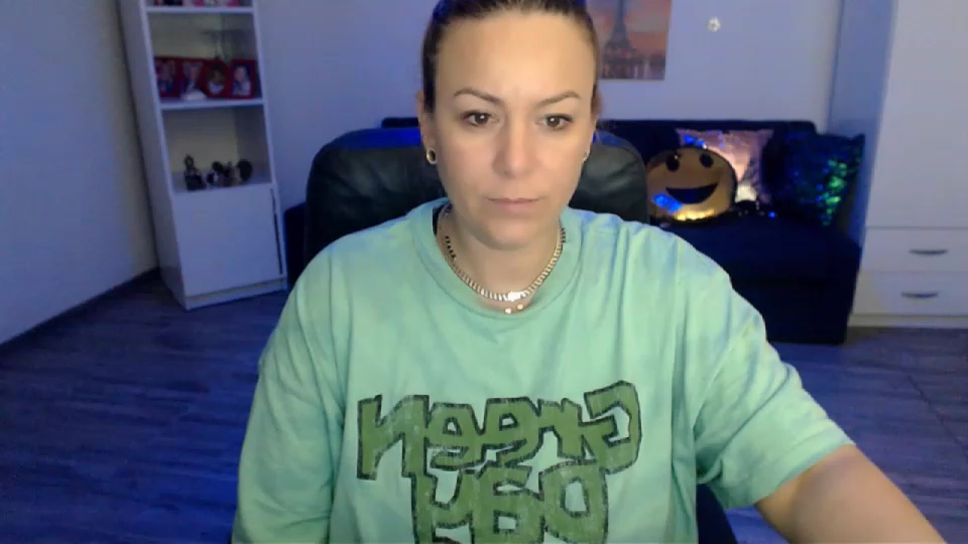 Gallery image thumbnail from A_baby_Boo's myfreecams stream on, 11/15/2022, 01:07 image 16 of 20