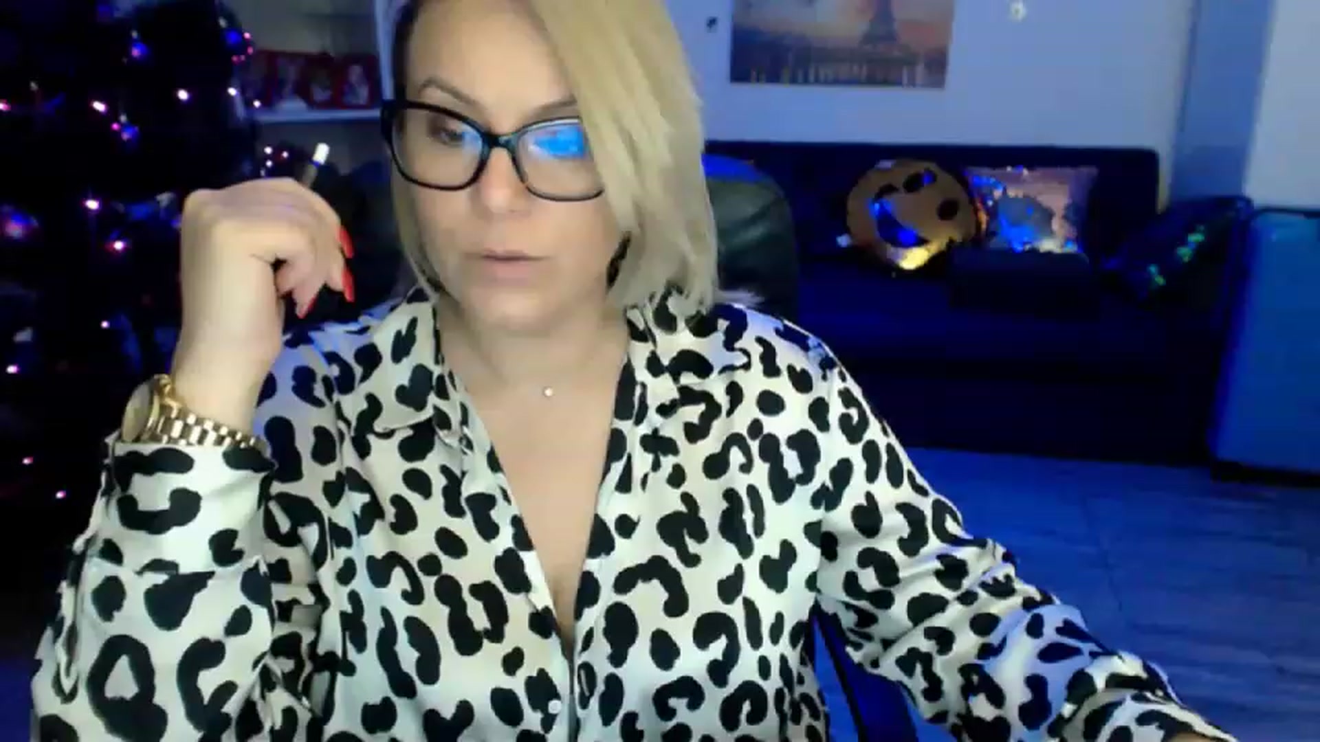 Gallery image thumbnail from A_baby_Boo's myfreecams stream on, 12/08/2022, 01:55 image 6 of 20
