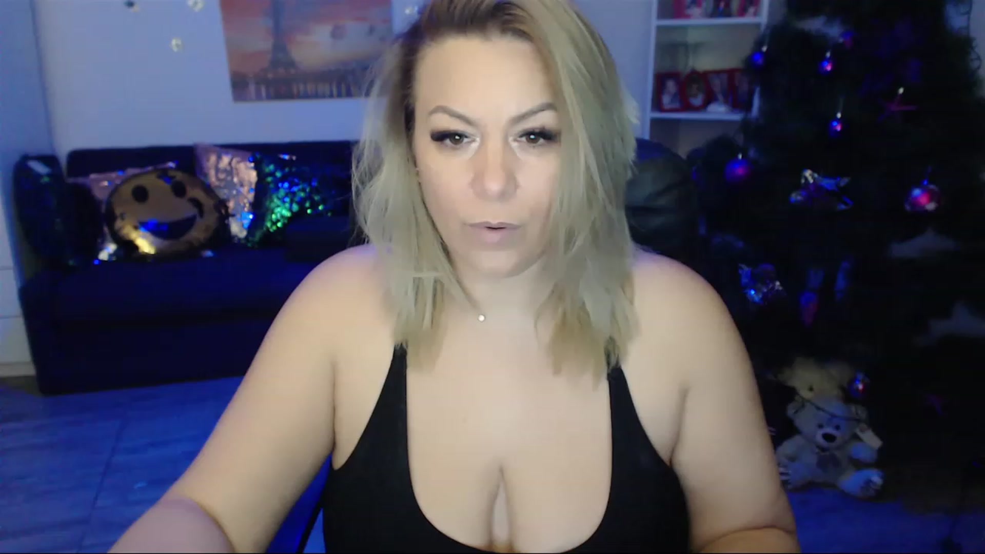 Gallery image thumbnail from A_baby_Boo's myfreecams stream on, 01/02/2023, 15:29 image 14 of 20