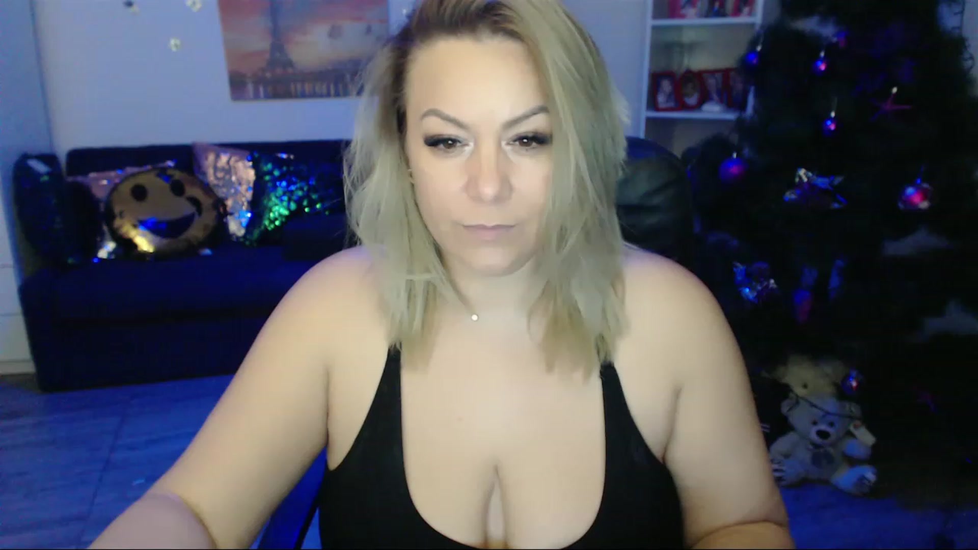 Gallery image thumbnail from A_baby_Boo's myfreecams stream on, 01/02/2023, 15:29 image 15 of 20