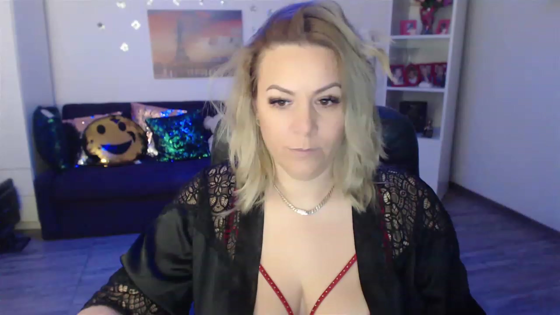 Gallery image thumbnail from A_baby_Boo's myfreecams stream on, 01/19/2023, 21:17 image 9 of 20