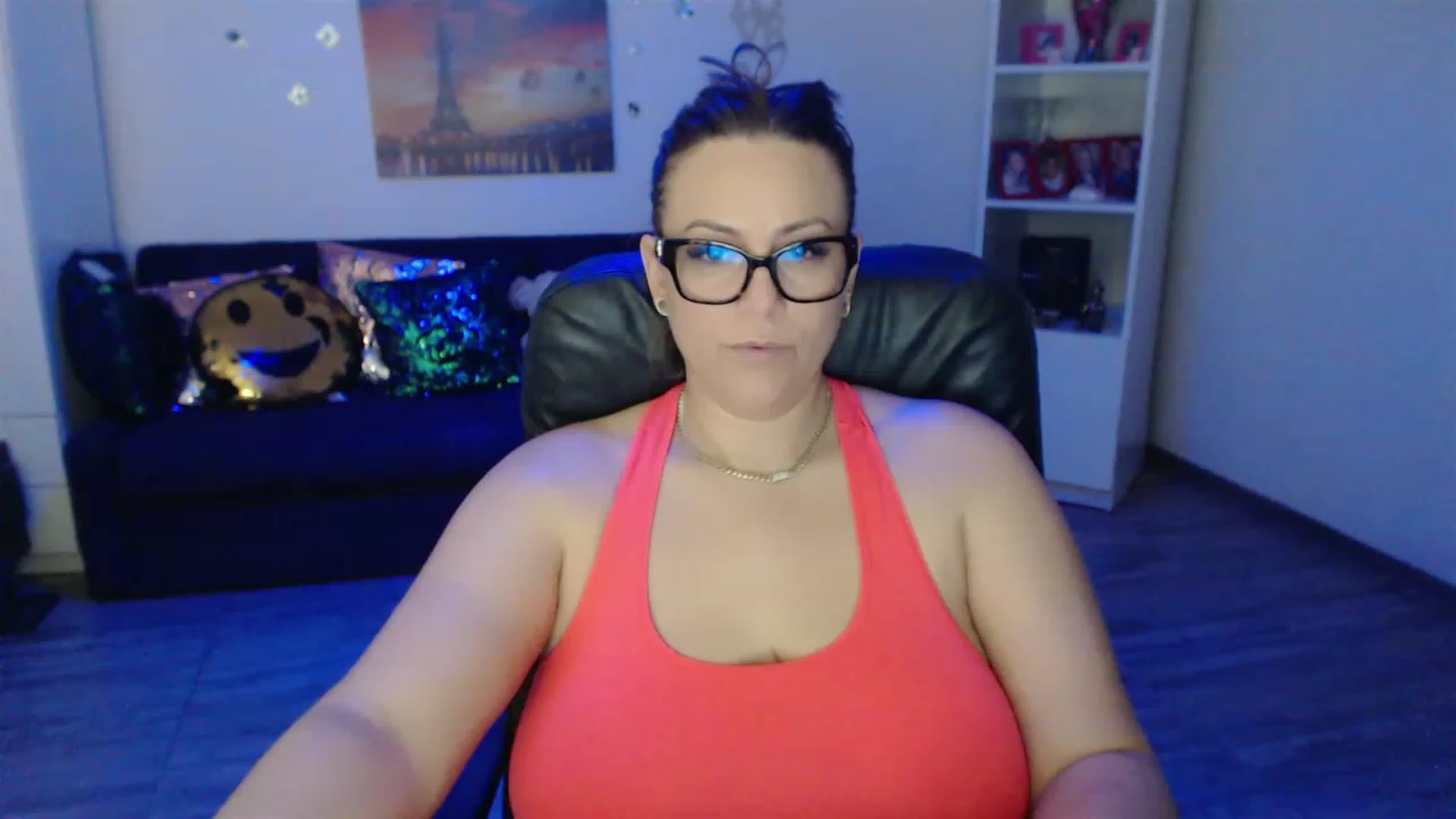 Gallery image thumbnail from A_baby_Boo's myfreecams stream on, 01/21/2023, 11:25 image 5 of 20