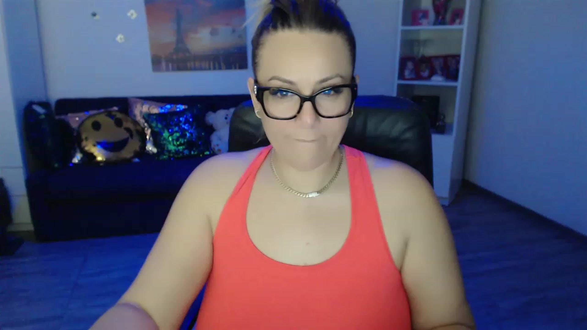 Gallery image thumbnail from A_baby_Boo's myfreecams stream on, 01/21/2023, 11:25 image 15 of 20