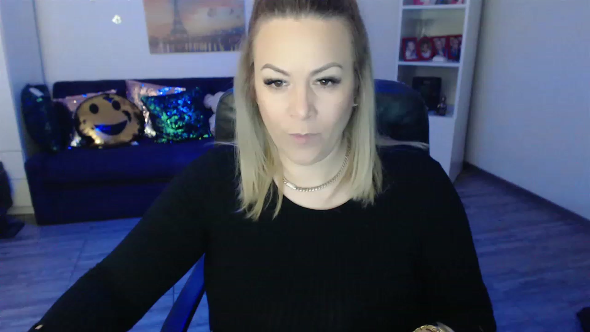 Gallery image thumbnail from A_baby_Boo's myfreecams stream on, 01/21/2023, 21:04 image 6 of 20