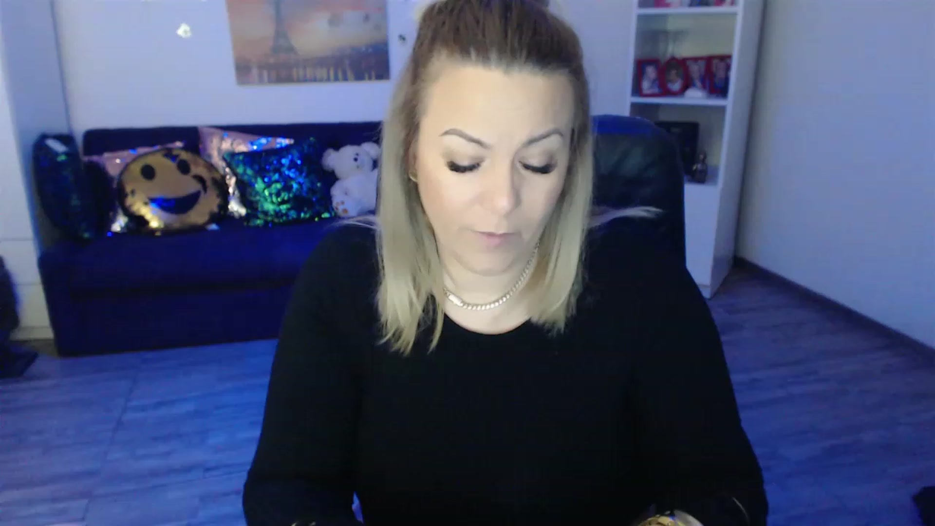 Gallery image thumbnail from A_baby_Boo's myfreecams stream on, 01/21/2023, 21:04 image 20 of 20