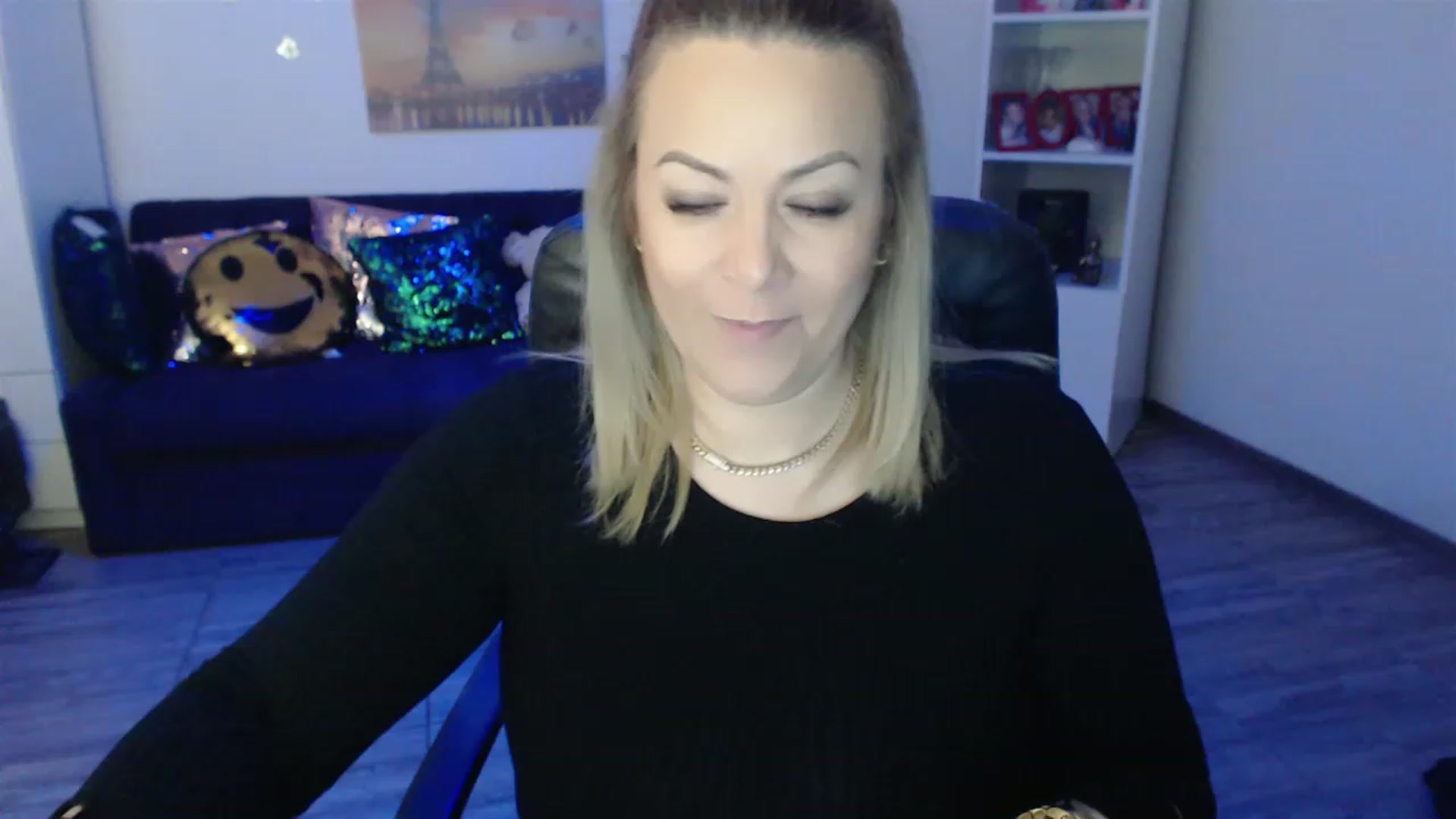 Gallery image thumbnail from A_baby_Boo's myfreecams stream on, 01/21/2023, 21:04 image 7 of 20