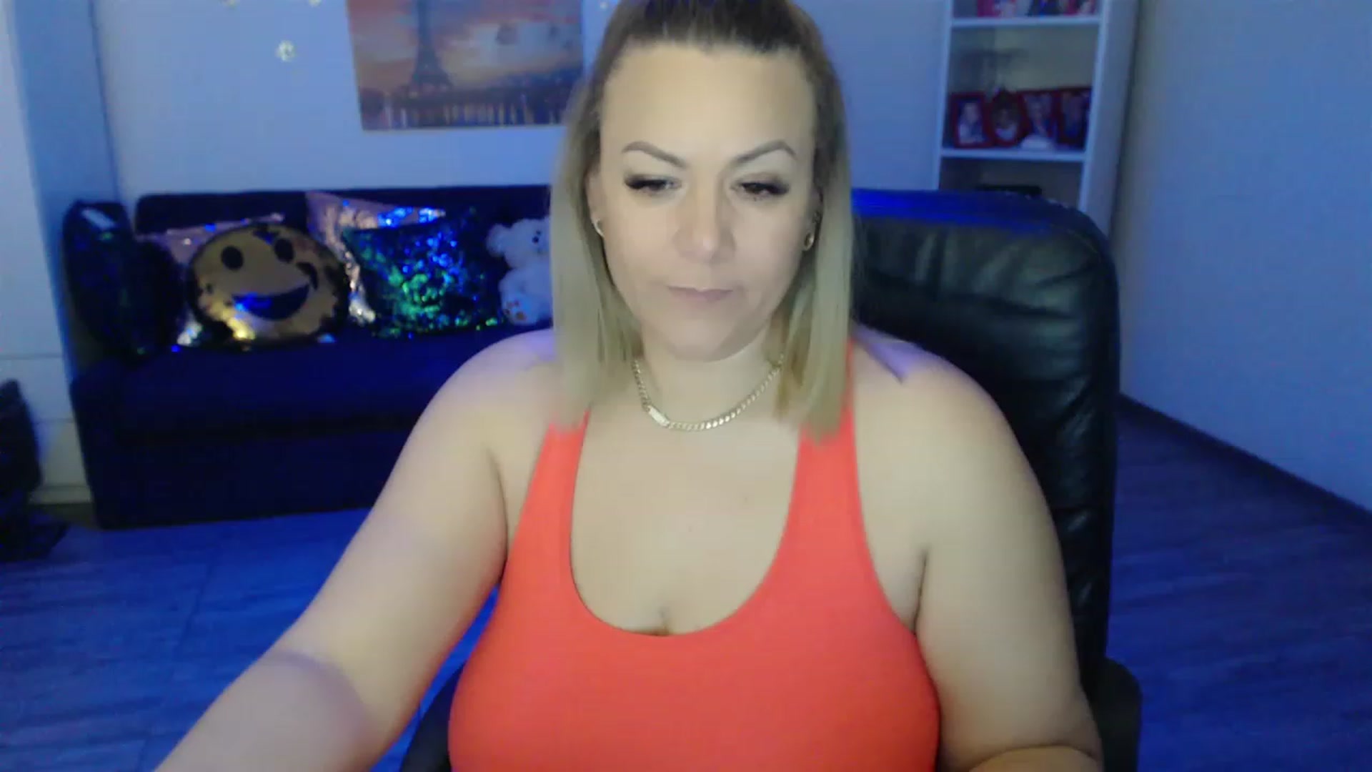 Gallery image thumbnail from A_baby_Boo's myfreecams stream on, 01/22/2023, 24:10 image 3 of 20