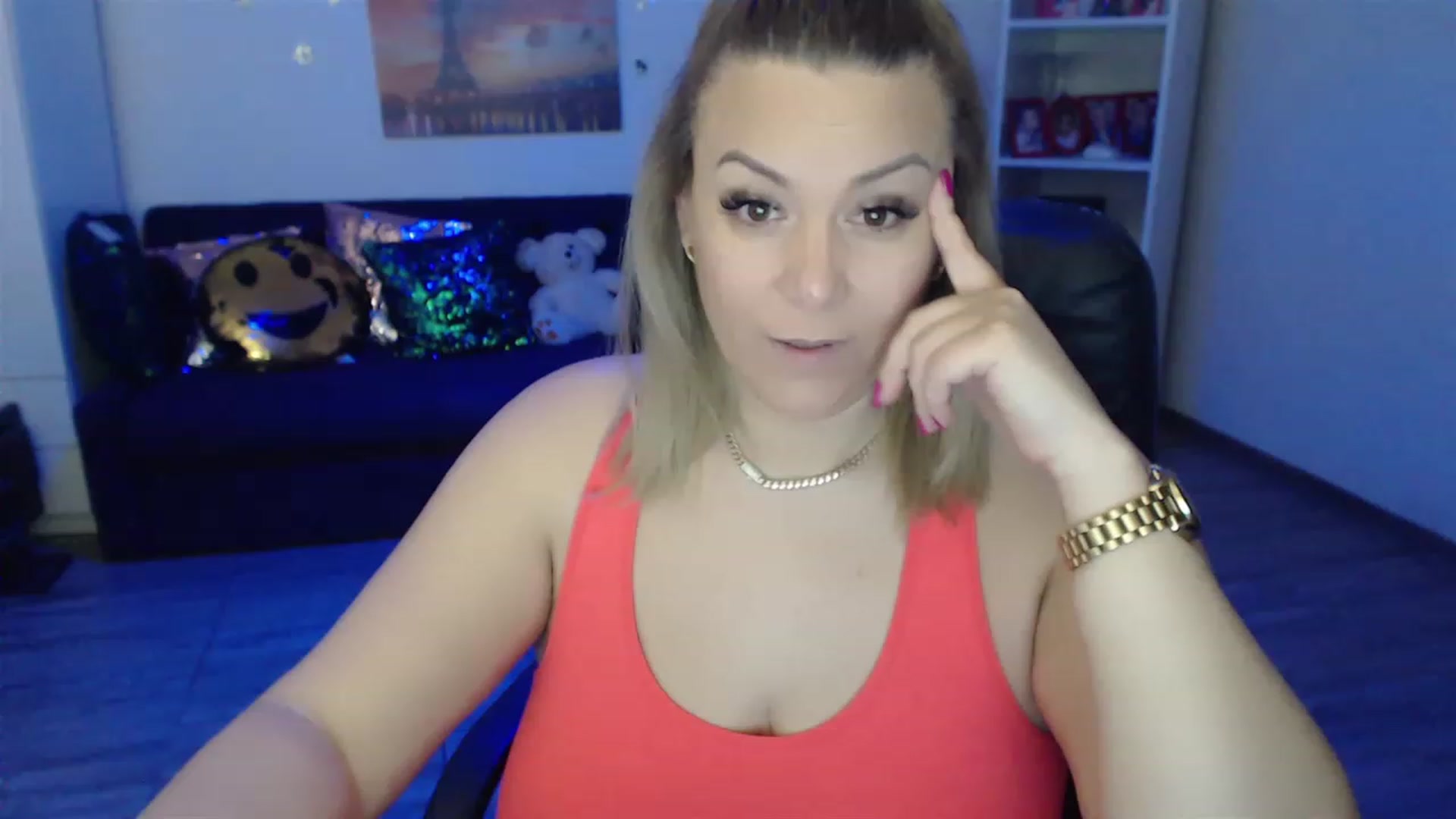 Gallery image thumbnail from A_baby_Boo's myfreecams stream on, 01/22/2023, 24:10 image 13 of 20