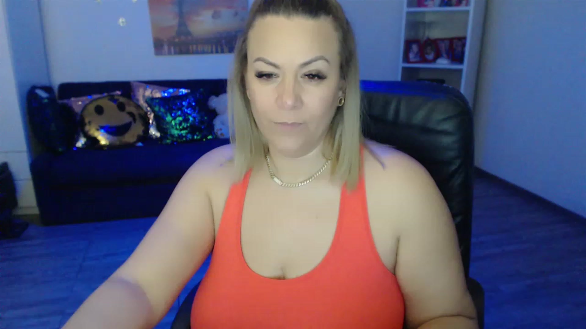 Gallery image thumbnail from A_baby_Boo's myfreecams stream on, 01/22/2023, 24:10 image 5 of 20