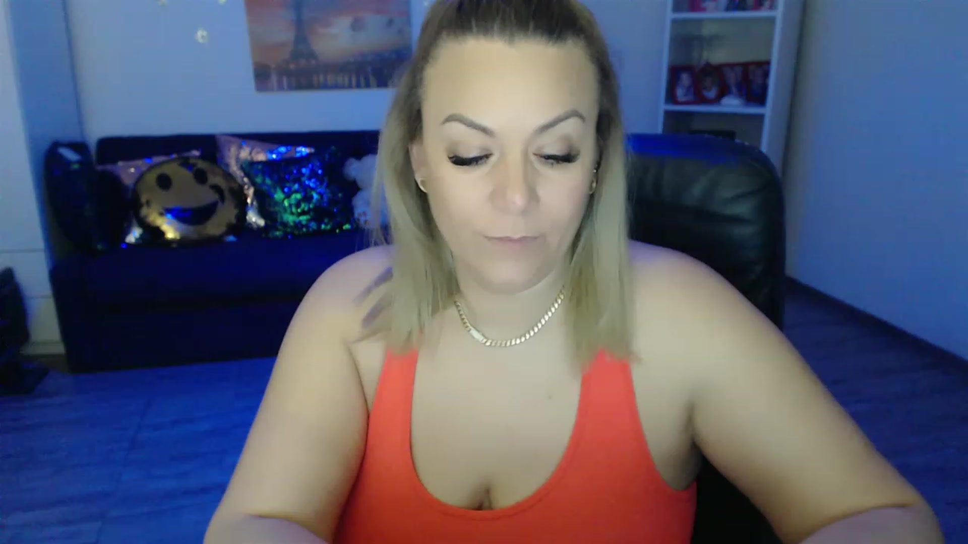 Gallery image thumbnail from A_baby_Boo's myfreecams stream on, 01/22/2023, 24:10 image 9 of 20