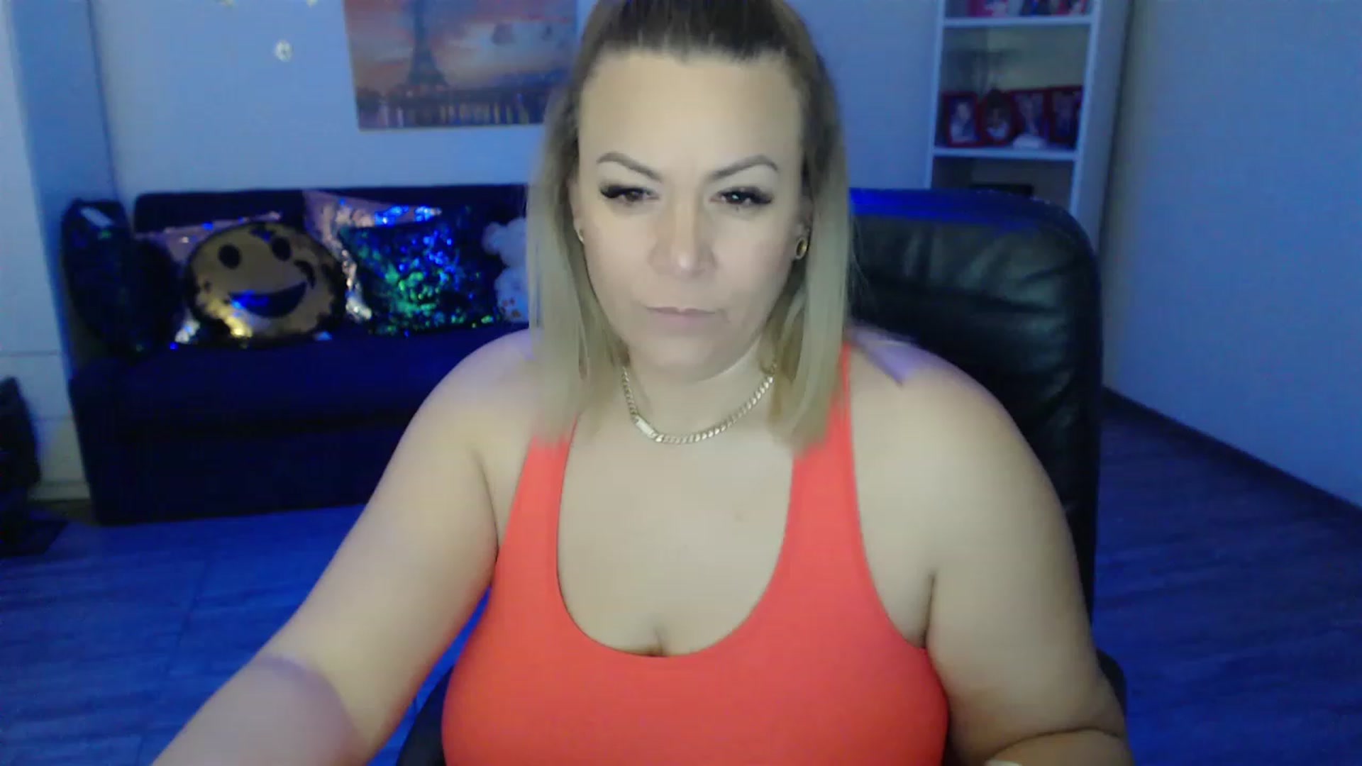 Gallery image thumbnail from A_baby_Boo's myfreecams stream on, 01/22/2023, 24:10 image 1 of 20
