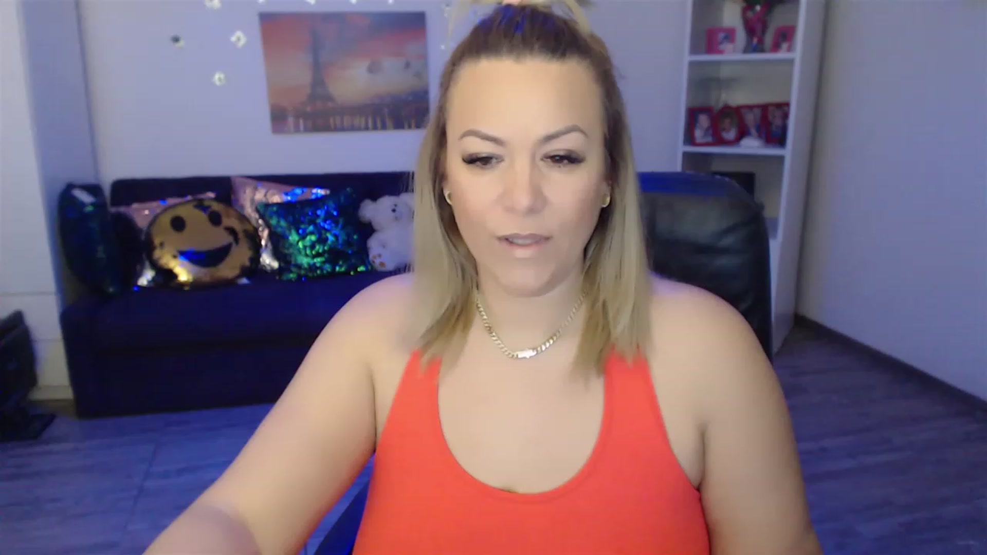 Gallery image thumbnail from A_baby_Boo's myfreecams stream on, 01/22/2023, 12:36 image 20 of 20