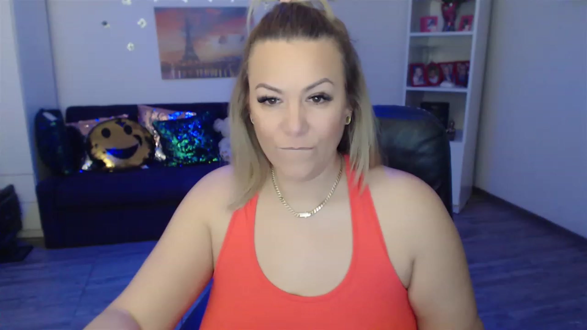 Gallery image thumbnail from A_baby_Boo's myfreecams stream on, 01/22/2023, 12:36 image 4 of 20