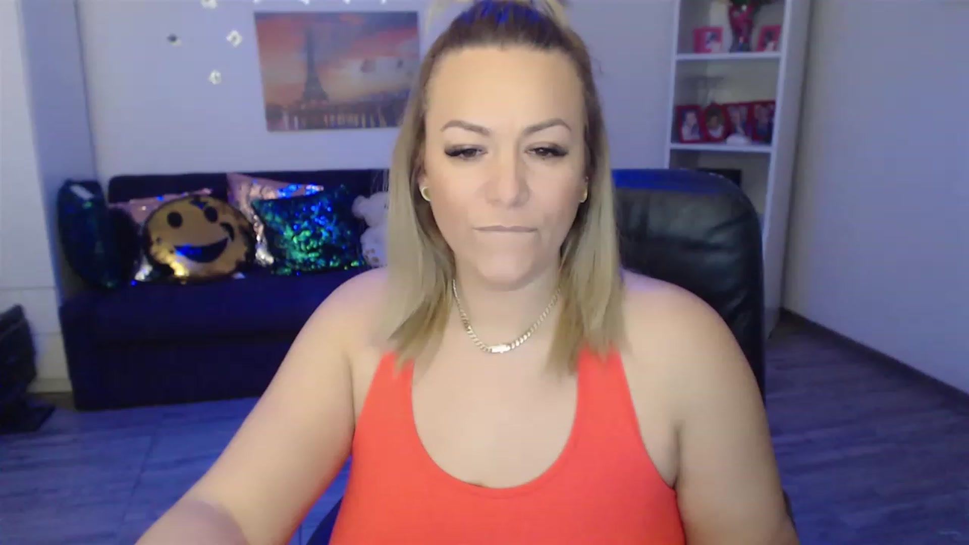 Gallery image thumbnail from A_baby_Boo's myfreecams stream on, 01/22/2023, 12:36 image 16 of 20