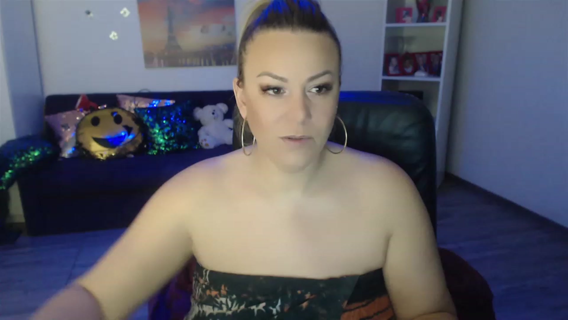 Gallery image thumbnail from A_baby_Boo's myfreecams stream on, 01/25/2023, 16:30 image 1 of 20