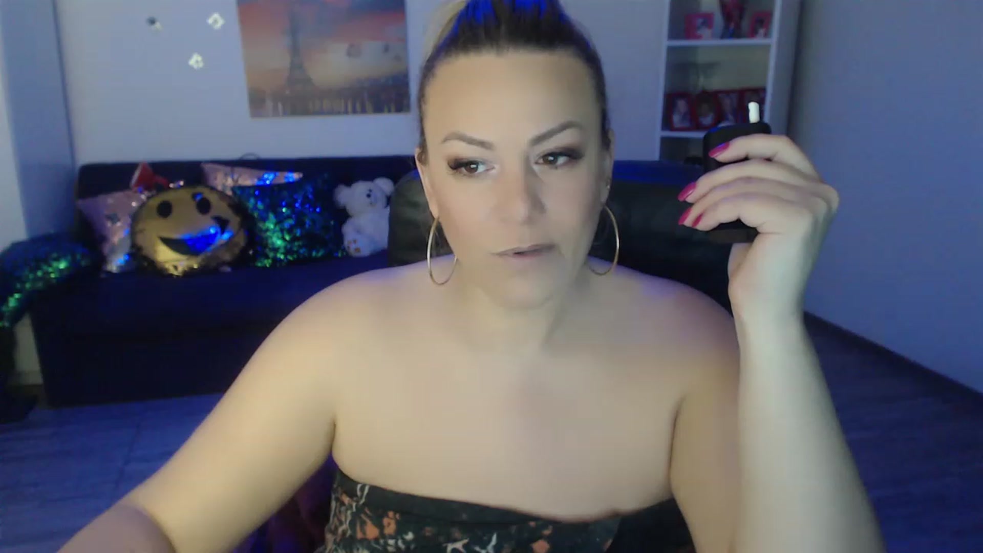 Gallery image thumbnail from A_baby_Boo's myfreecams stream on, 01/25/2023, 16:30 image 19 of 20