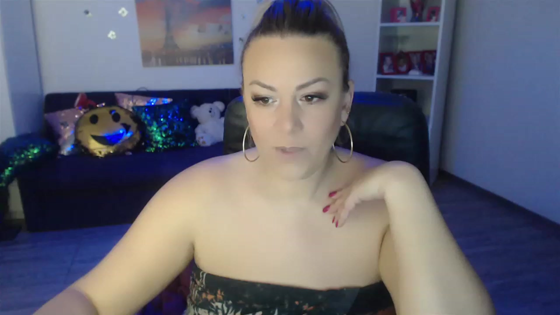 Gallery image thumbnail from A_baby_Boo's myfreecams stream on, 01/25/2023, 16:30 image 7 of 20