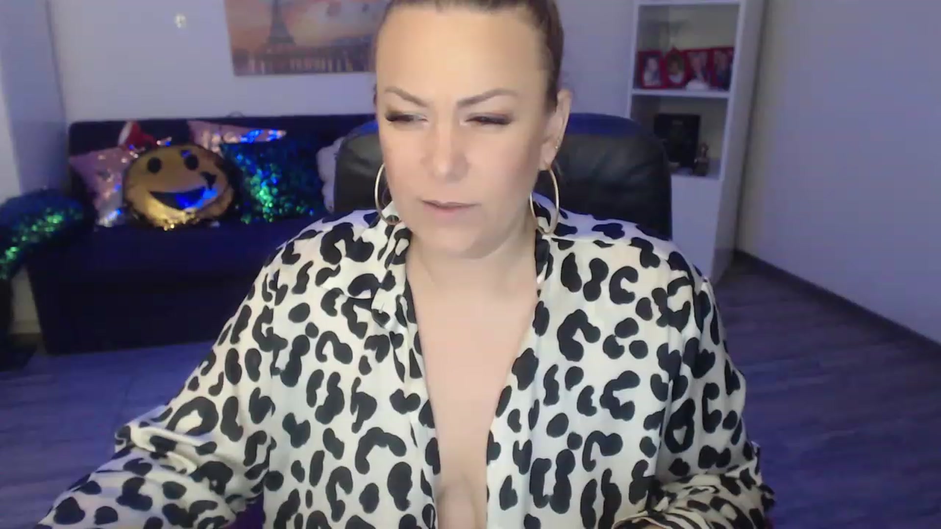 Gallery image thumbnail from A_baby_Boo's myfreecams stream on, 01/25/2023, 17:46 image 18 of 20