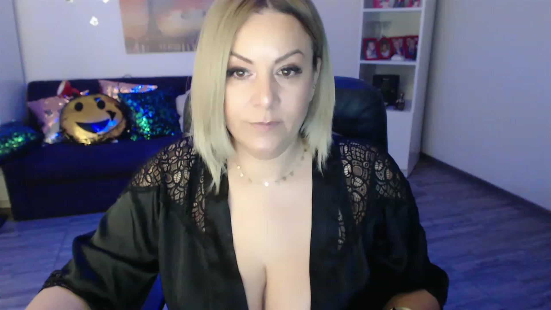 Gallery image thumbnail from A_baby_Boo's myfreecams stream on, 01/26/2023, 14:20 image 9 of 20
