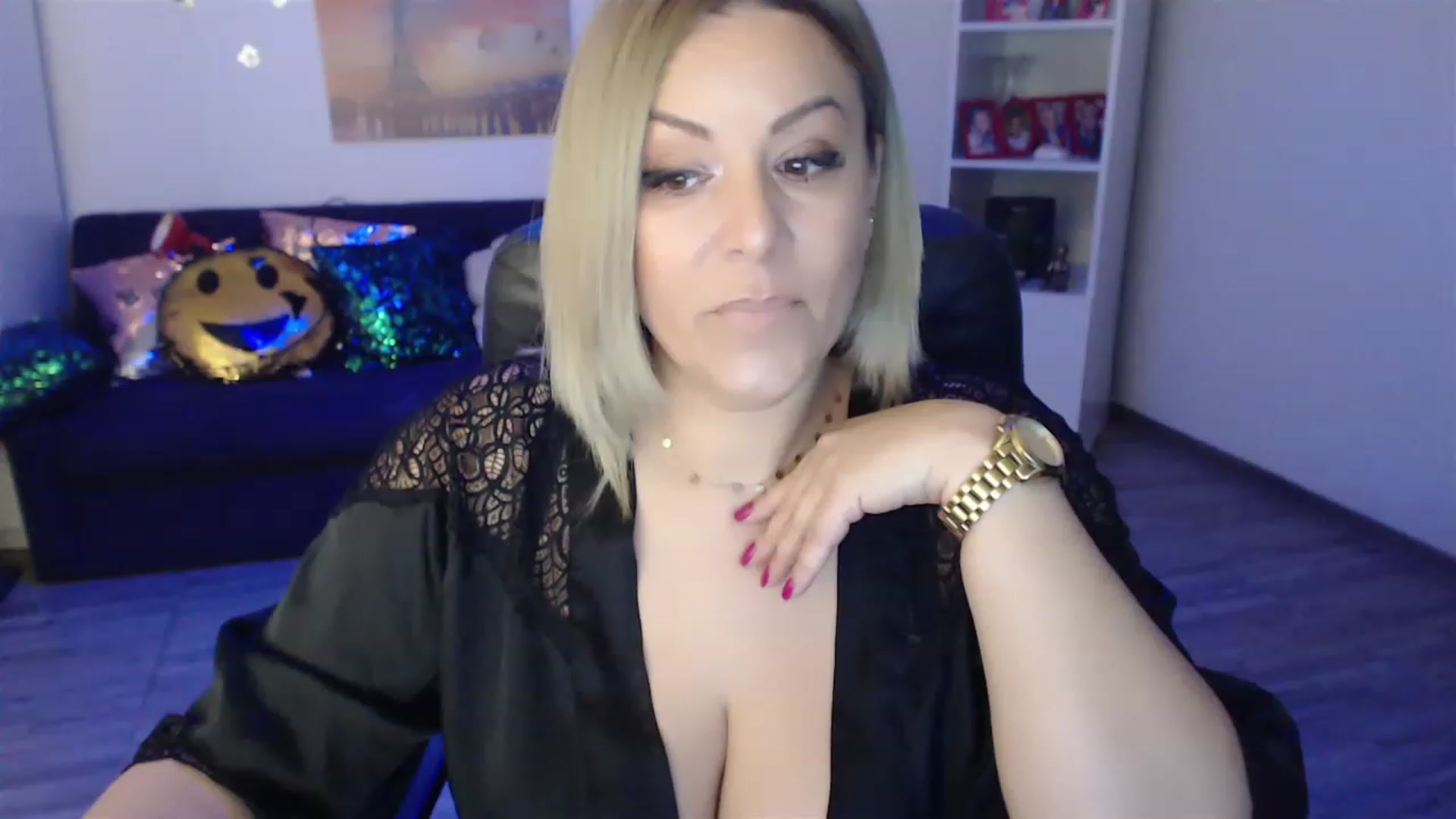 Gallery image thumbnail from A_baby_Boo's myfreecams stream on, 01/26/2023, 14:20 image 8 of 20