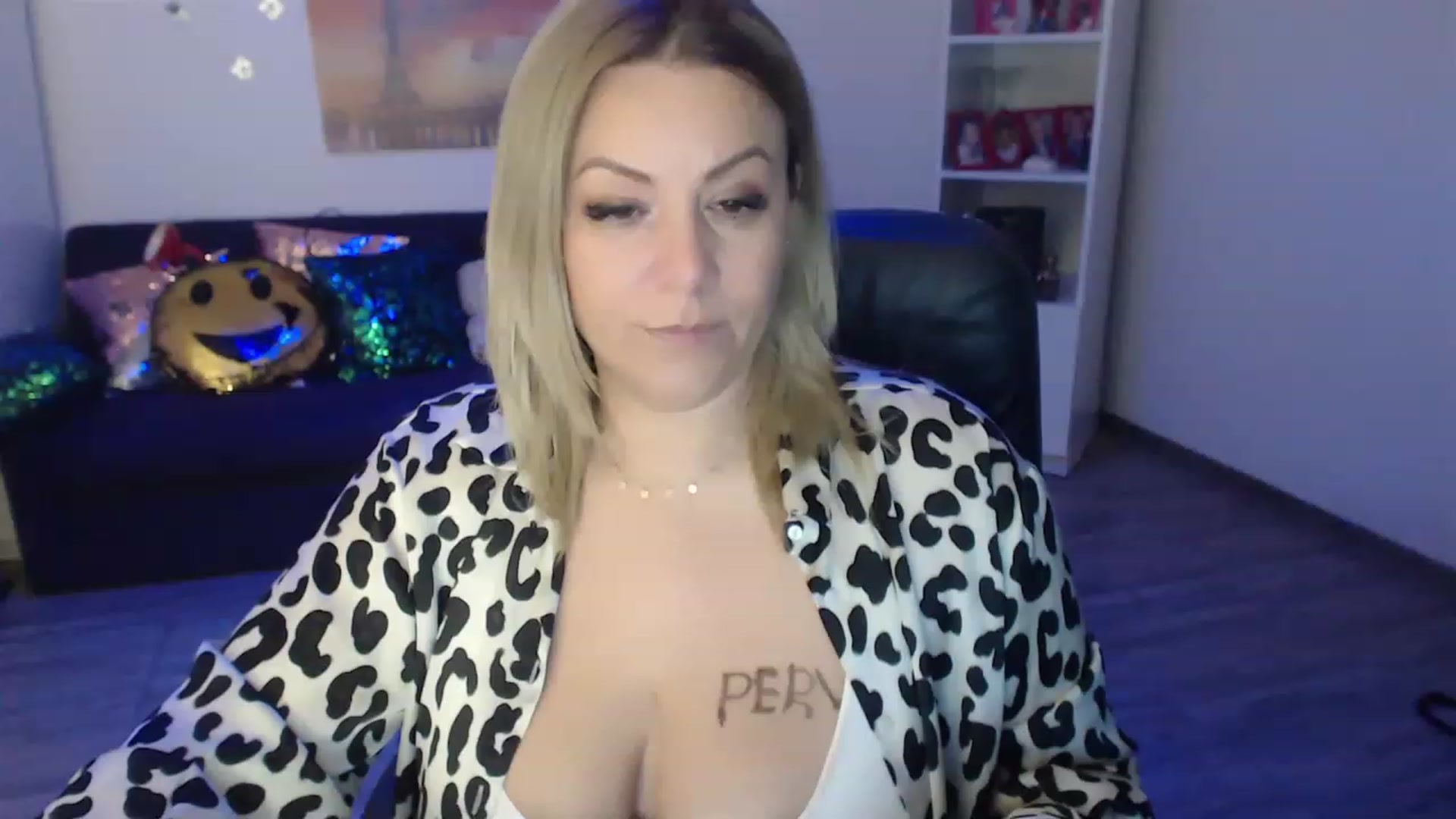 Gallery image thumbnail from A_baby_Boo's myfreecams stream on, 01/26/2023, 20:25 image 6 of 20