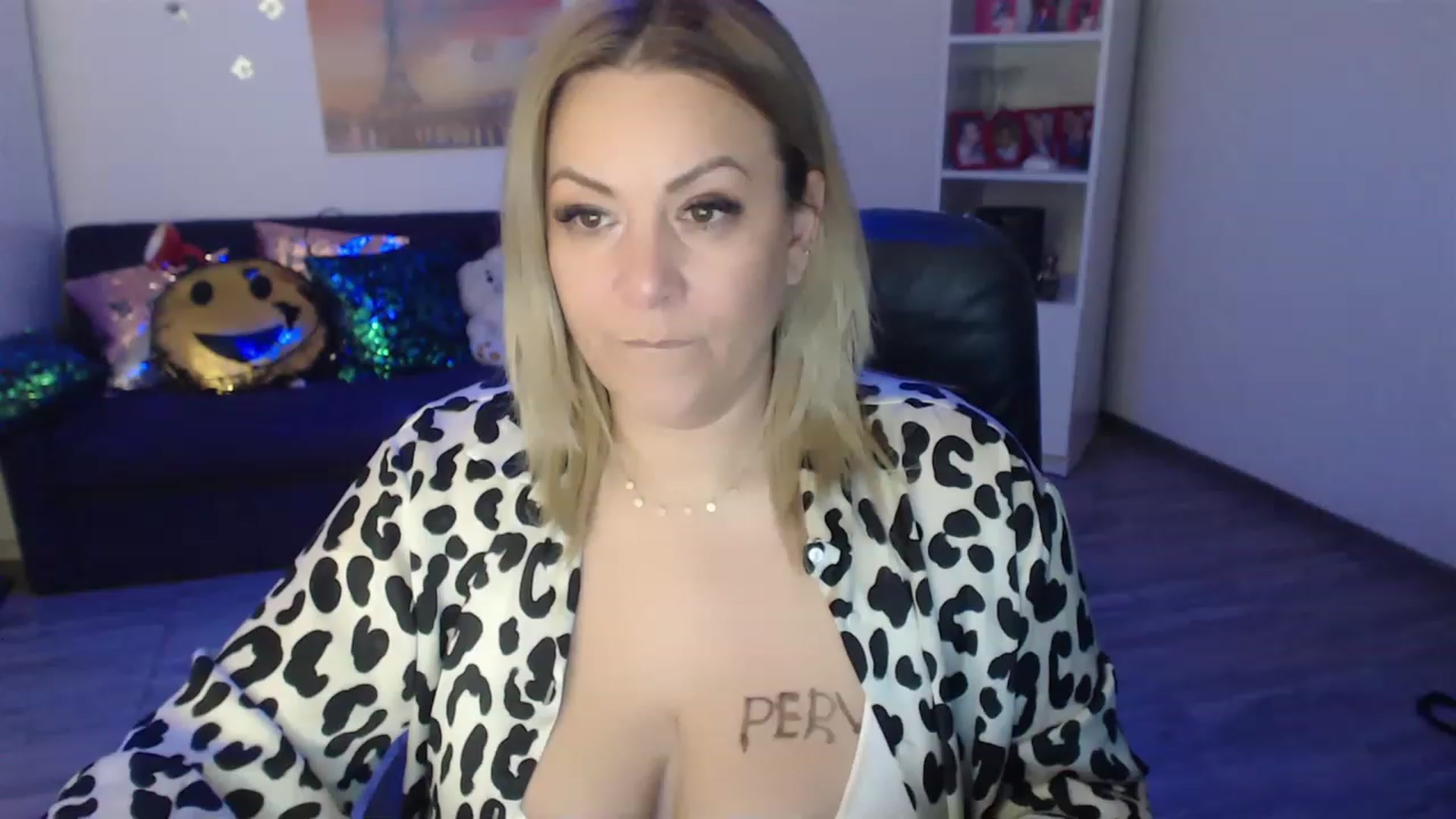 Gallery image thumbnail from A_baby_Boo's myfreecams stream on, 01/26/2023, 20:25 image 7 of 20
