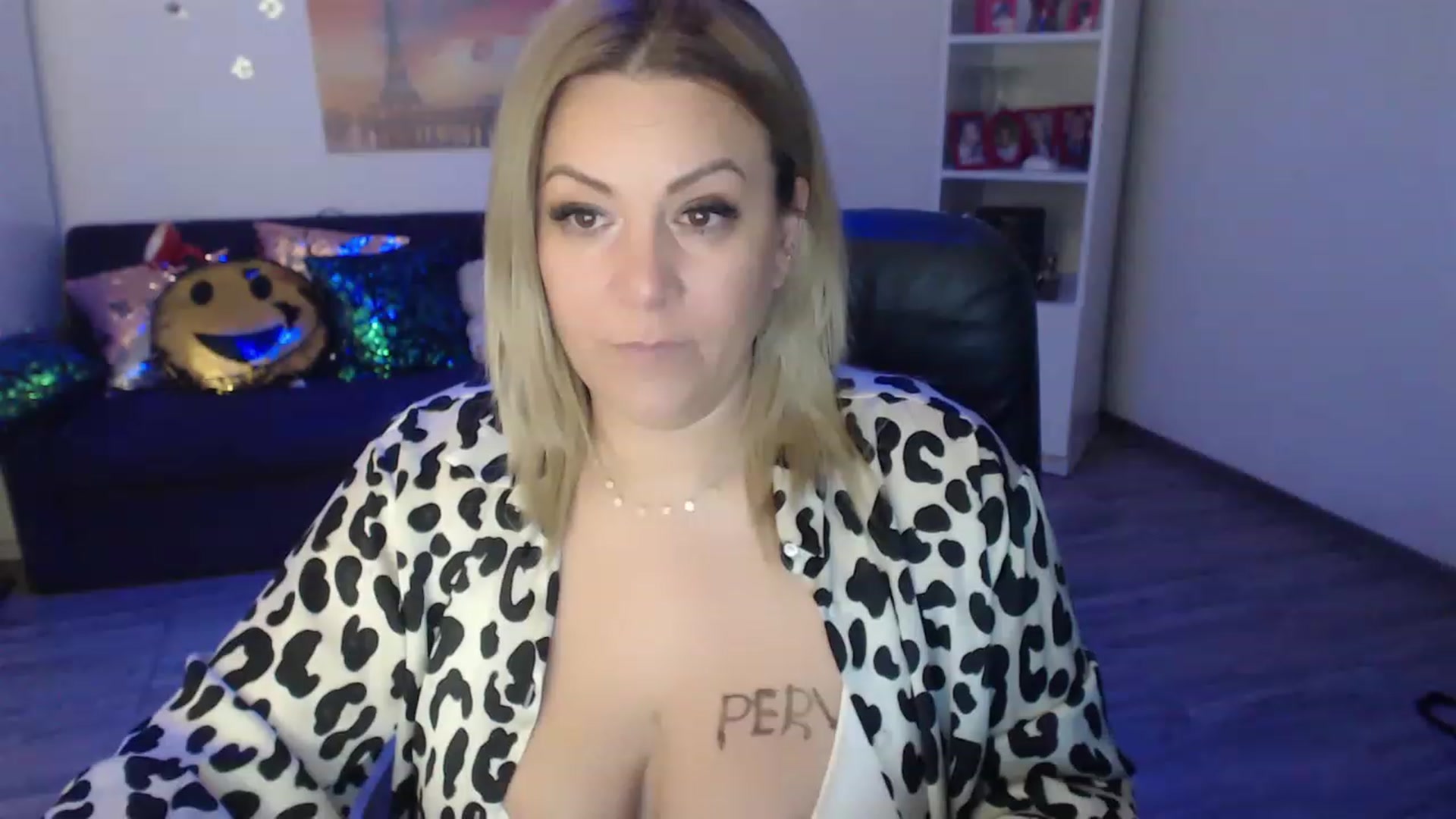 Gallery image thumbnail from A_baby_Boo's myfreecams stream on, 01/26/2023, 20:25 image 8 of 20