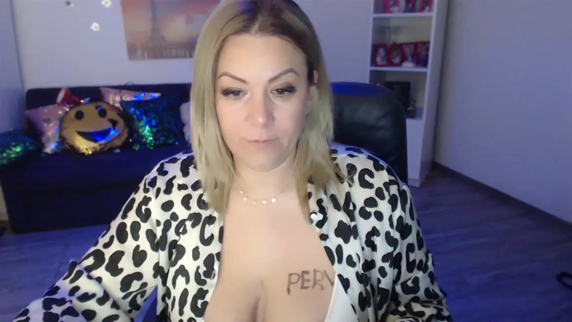 Gallery image thumbnail from A_baby_Boo's myfreecams stream on, 01/26/2023, 20:25 image 4 of 20