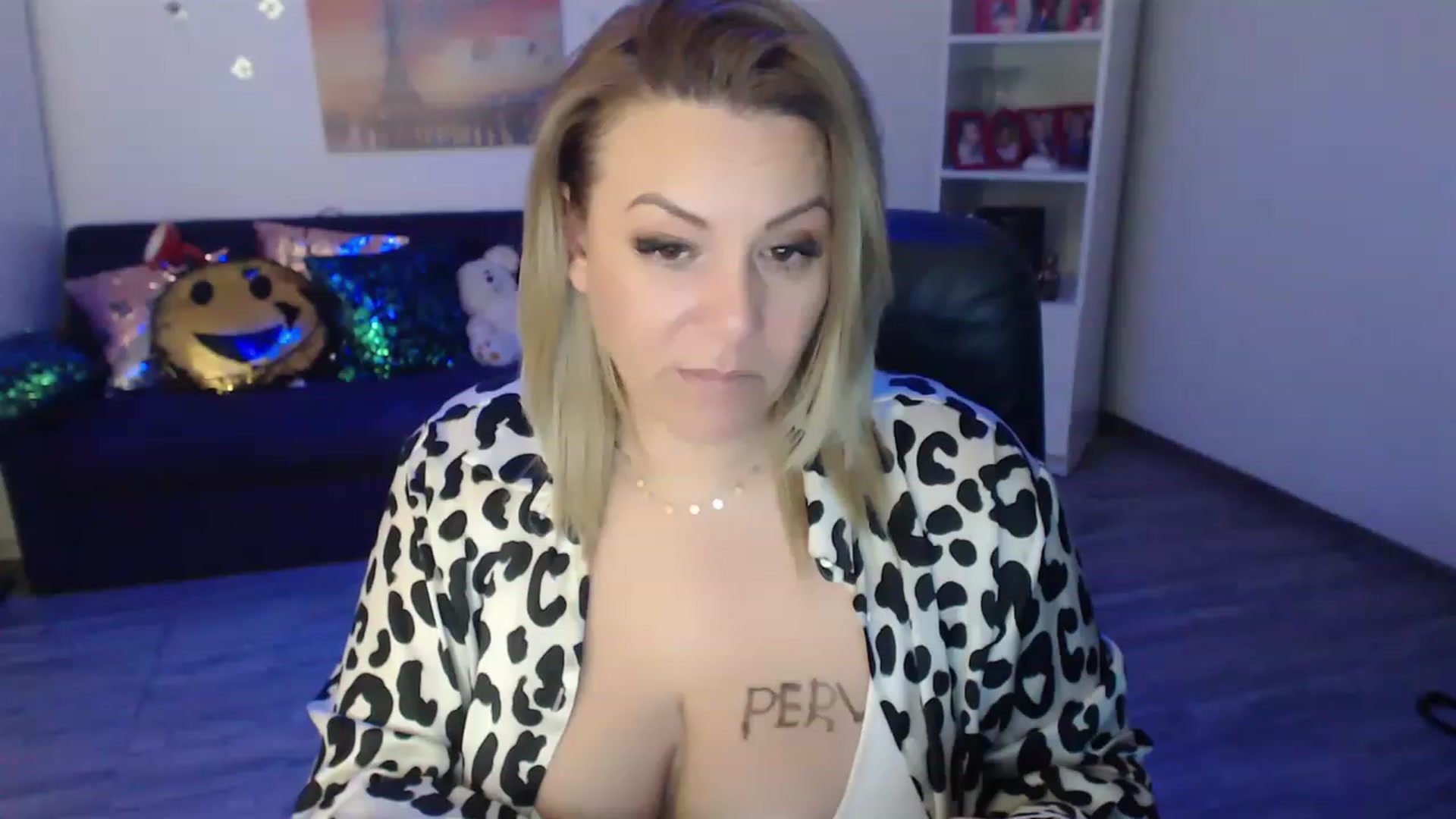 Gallery image thumbnail from A_baby_Boo's myfreecams stream on, 01/26/2023, 20:42 image 10 of 20