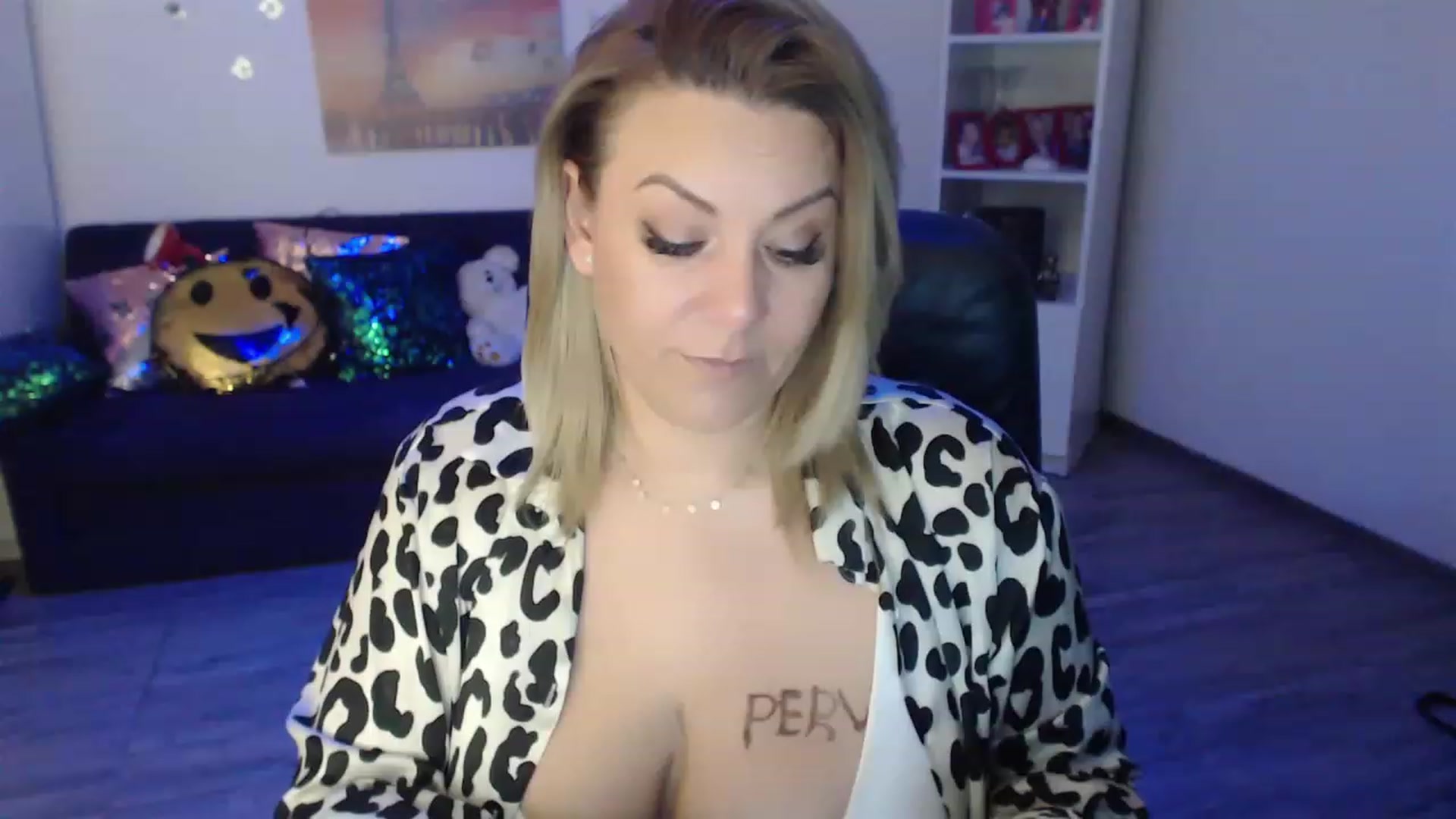 Gallery image thumbnail from A_baby_Boo's myfreecams stream on, 01/26/2023, 20:42 image 2 of 20