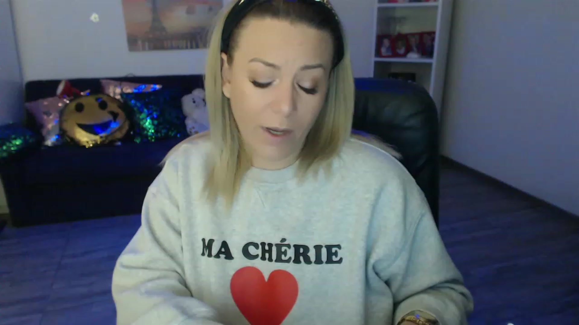 Gallery image thumbnail from A_baby_Boo's myfreecams stream on, 01/29/2023, 14:30 image 13 of 20