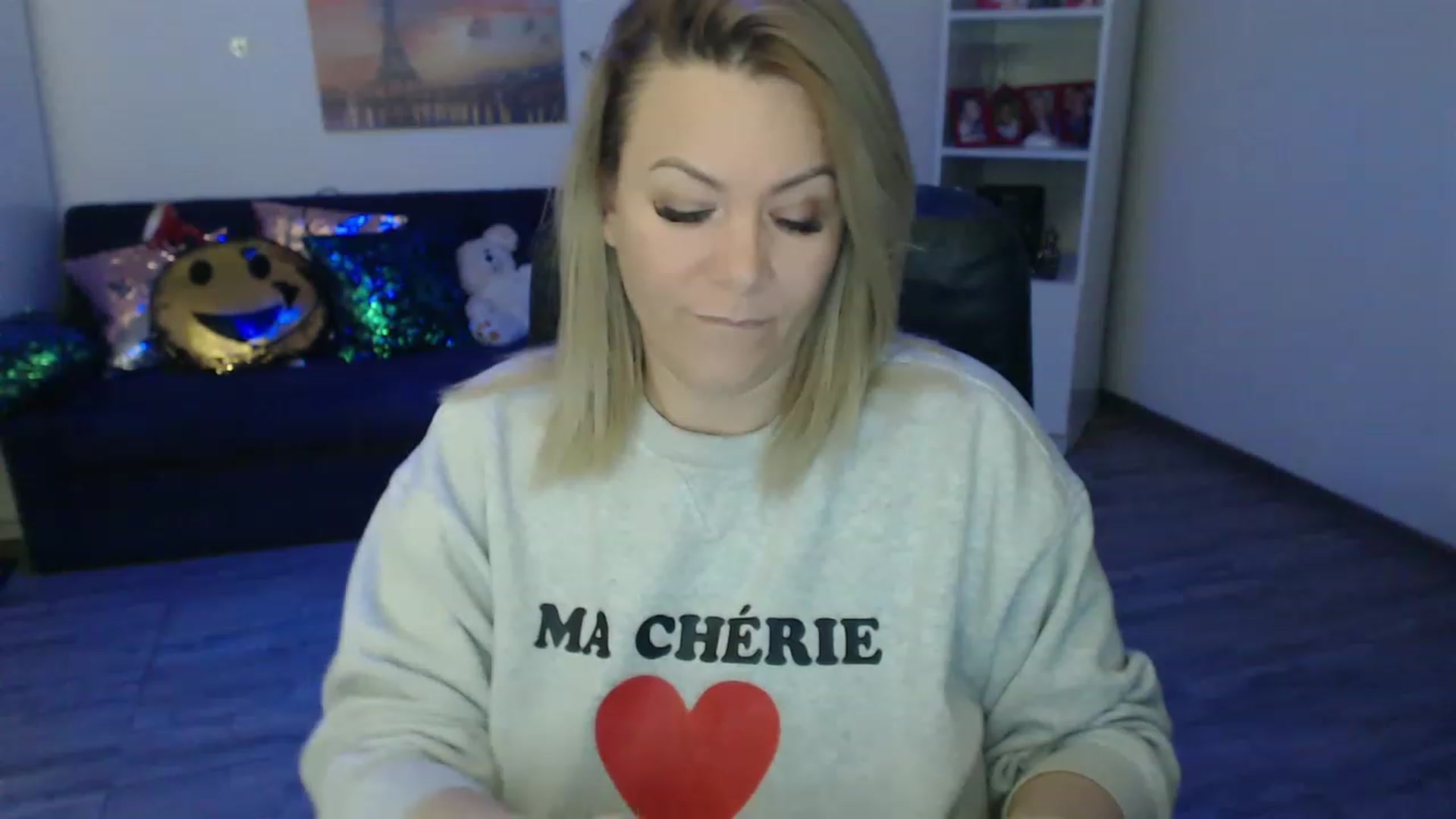 Gallery image thumbnail from A_baby_Boo's myfreecams stream on, 01/29/2023, 22:22 image 15 of 20