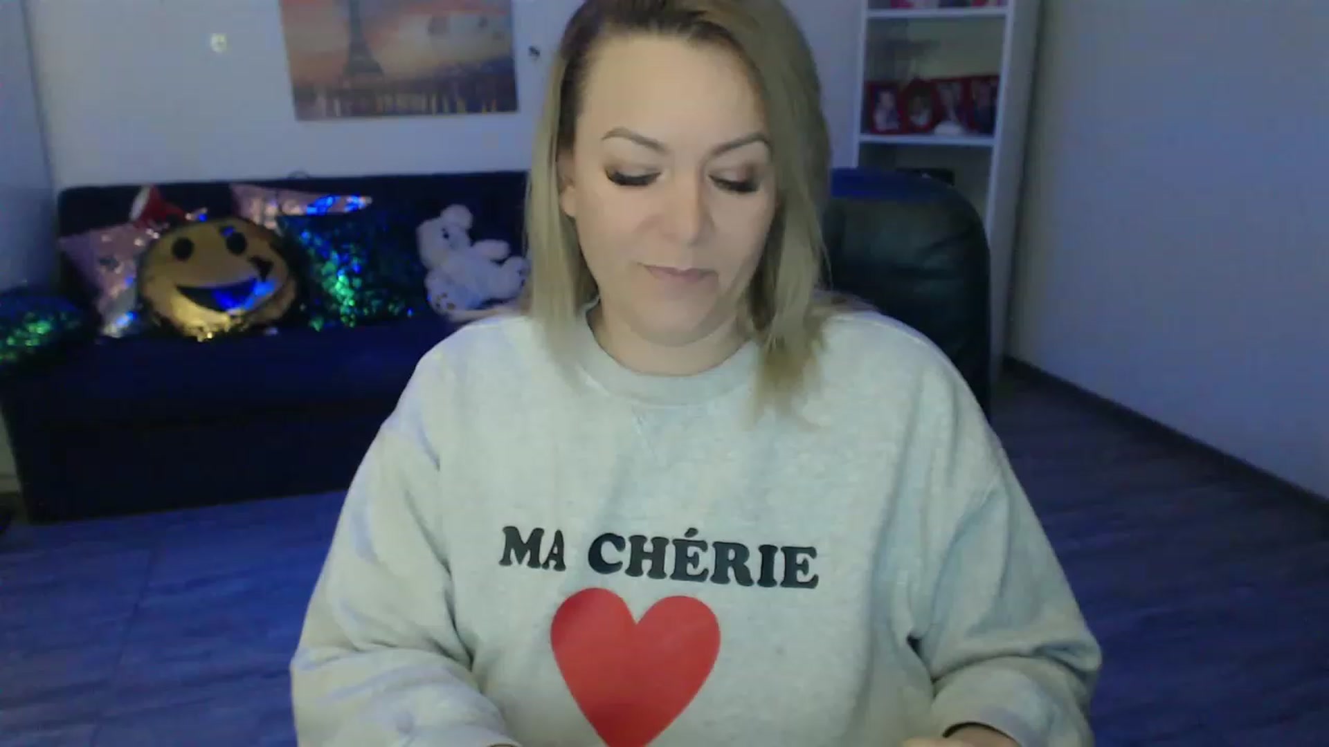 Gallery image thumbnail from A_baby_Boo's myfreecams stream on, 01/29/2023, 22:22 image 13 of 20