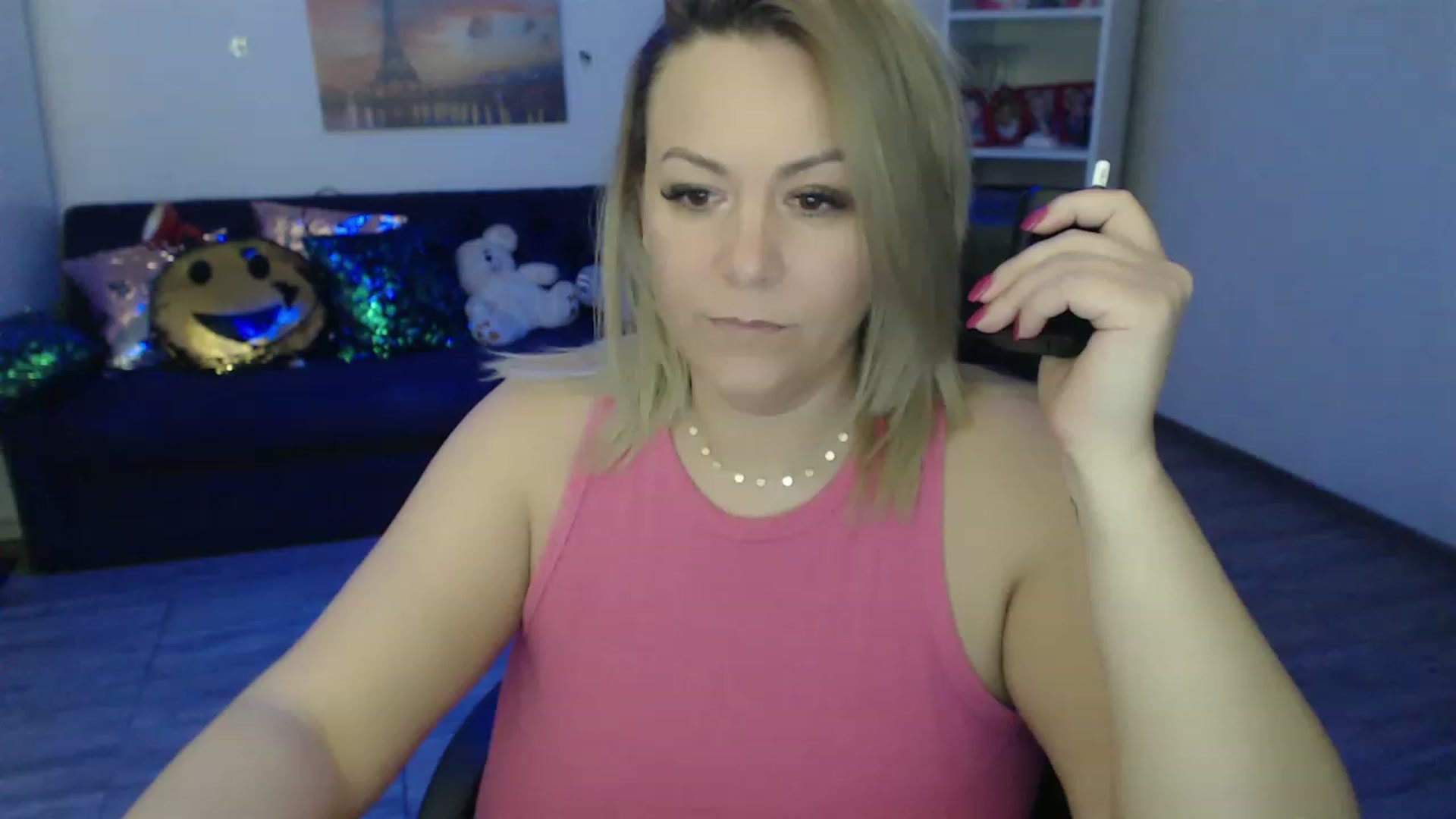 Gallery image thumbnail from A_baby_Boo's myfreecams stream on, 01/29/2023, 22:22 image 19 of 20