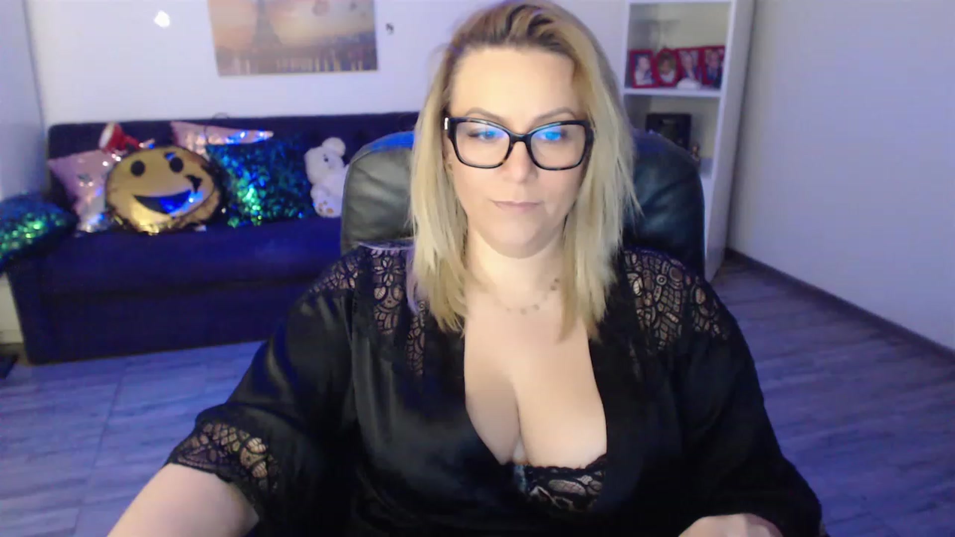Gallery image thumbnail from A_baby_Boo's myfreecams stream on, 02/06/2023, 21:10 image 7 of 20