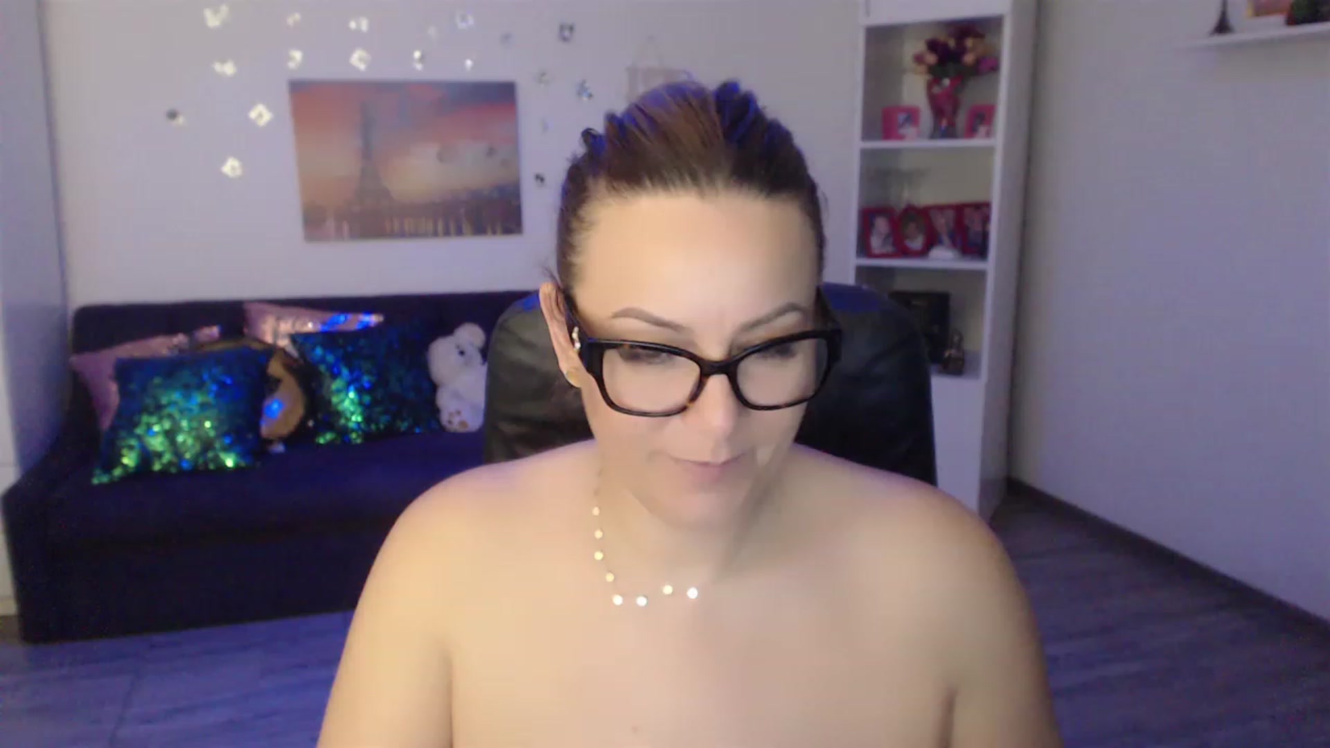Gallery image thumbnail from A_baby_Boo's myfreecams stream on, 02/09/2023, 16:49 image 10 of 20